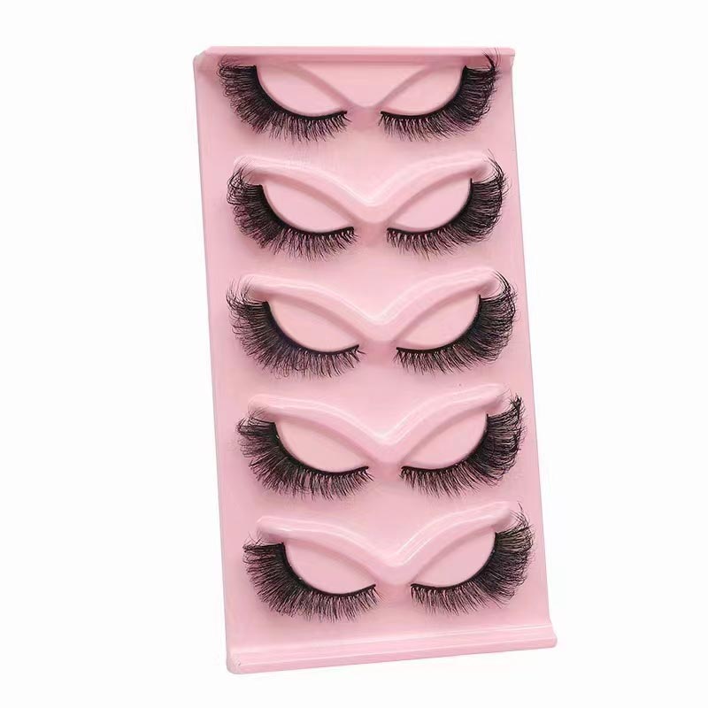 Cat Eye Lashes Wispy falske øyevipper Naturlig utseende